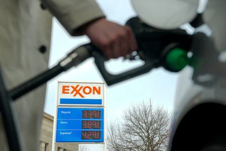 Exxon Projects Mixed Q1 Results as Iran Conflict Drives Oil Price Surge