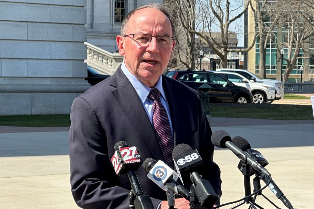GOP Concerns Mount as Democrats Score Wins in Key States Before Midterms