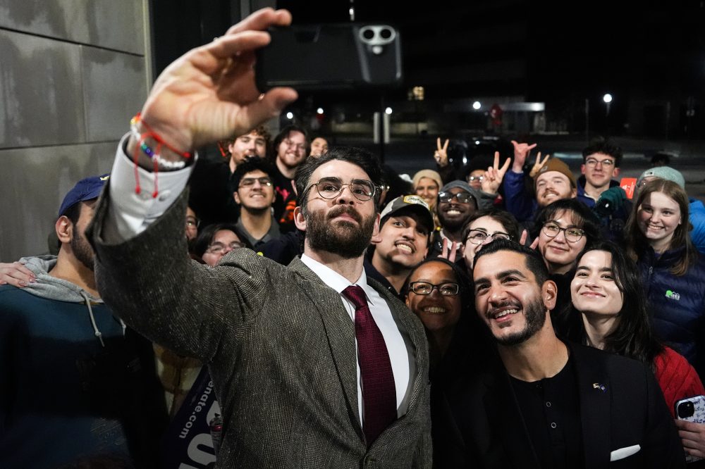 Michigan Rally Shows Young Voters’ Growing Frustration with Both Political Parties