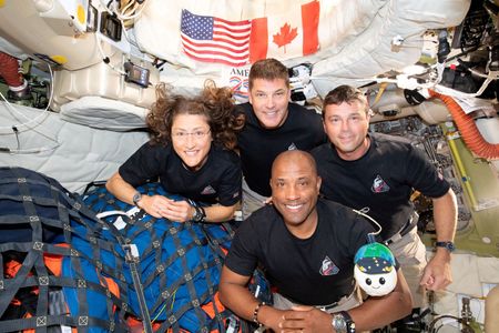 Four Astronauts Racing Back to Earth After Historic Moon Mission