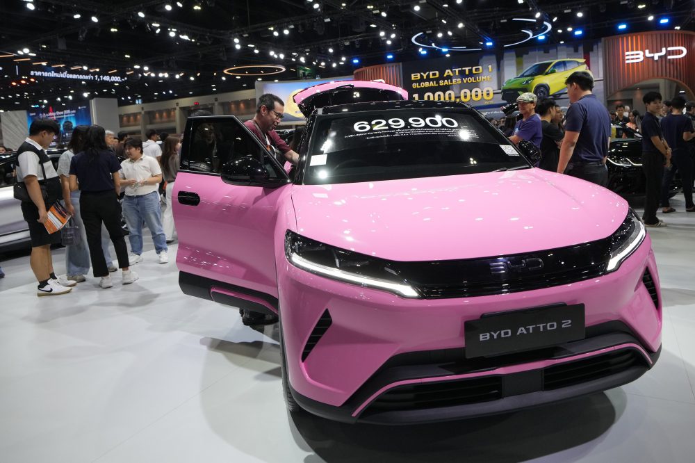 Chinese Auto Exports Soar as Iran Conflict May Drive Electric Vehicle Demand
