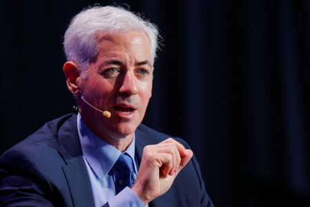 Hedge Fund Manager’s $64B Universal Music Bid Depends on French Billionaire