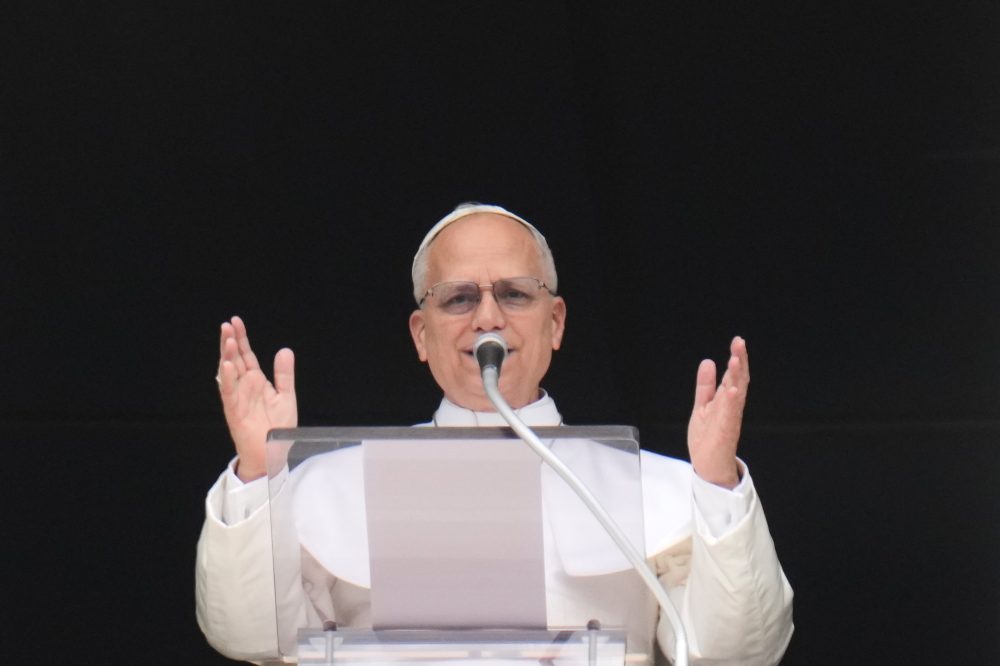 Pope Leo XIV Makes Historic First Papal Visit to Algeria in Multi-Nation Africa Tour