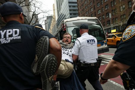 Nearly 100 Arrested at NYC Protest Demanding End to Israel Arms Sales