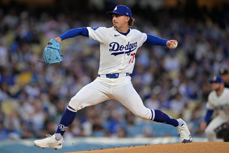 Dodgers Blank Mets 4-0 as Wrobleski Tosses Eight Shutout Innings