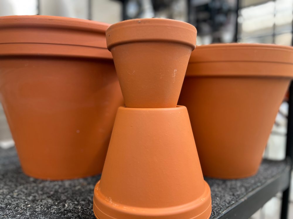 Delaware Gardeners Can Cut Soil Contamination by Ditching Plastic Garden Supplies