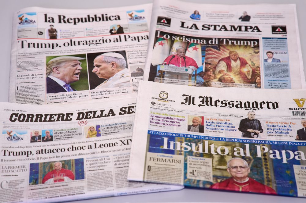 Vatican Tourists Criticize Trump’s Attacks on American Pope’s Peace Message