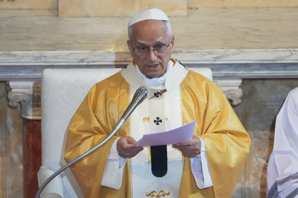 Pope Leo XIV Travels to Cameroon as Rebels Declare Temporary Ceasefire