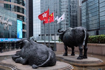 Chinese Tech Firm Victory Giant Set to Raise $2.2B in Hong Kong Stock Offering