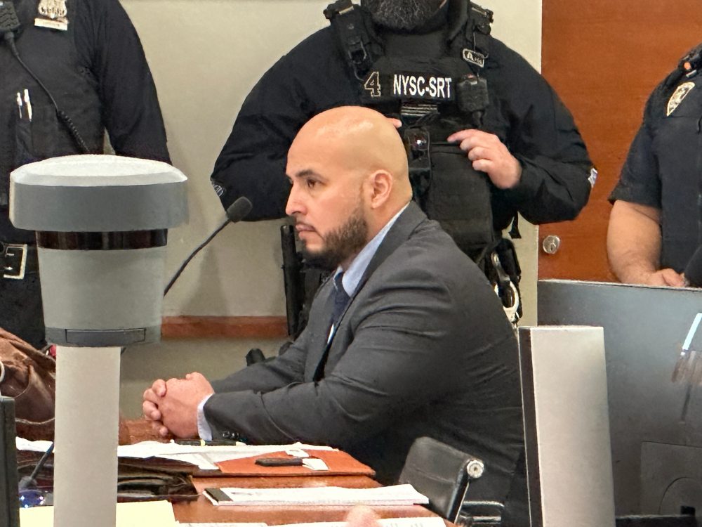 NY Islanders Face Backlash for Fundraising for Convicted Ex-NYPD Officer