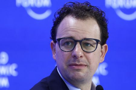 AI Company Leader Meets with White House Officials Amid Pentagon Tensions
