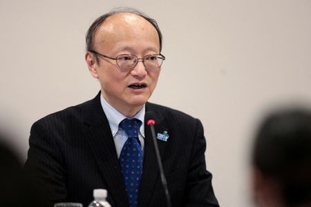 Asian Development Bank Leader Warns Japan’s Currency Could Weaken Further
