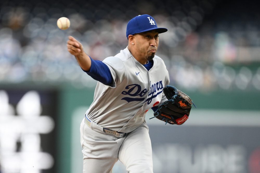 Dodgers Star Pitcher Edwin Díaz Sidelined for Three Months After Elbow Surgery