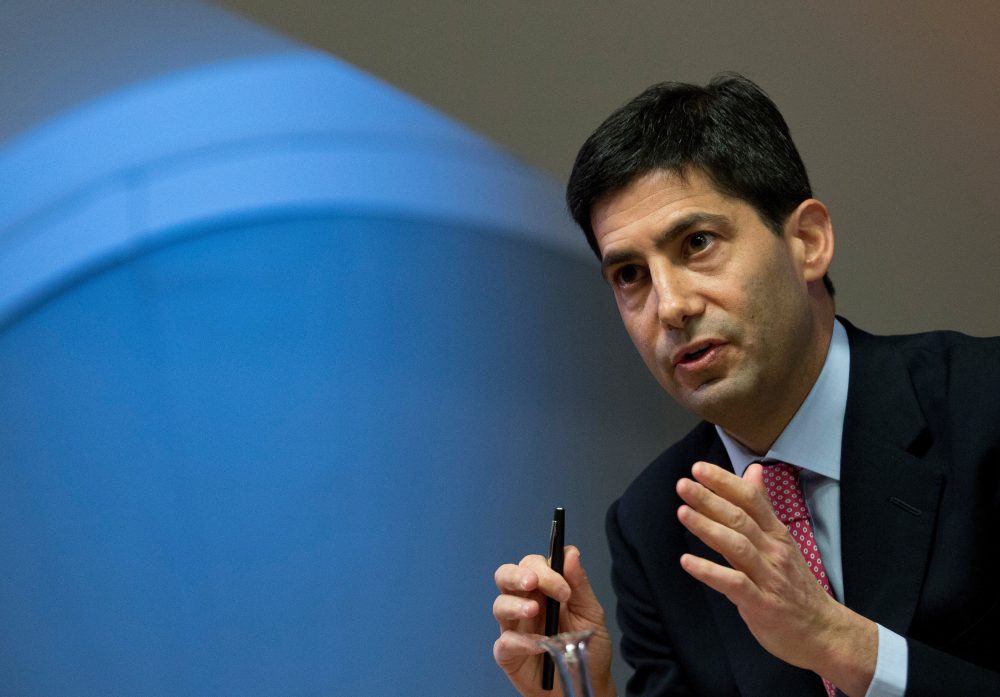 Fed Chair Nominee Warsh Faces Senate Grilling Amid Rising Inflation Concerns