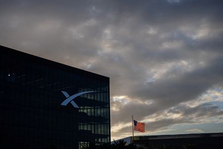 Musk’s SpaceX Uses Texas Laws to Shield Against Hostile Takeovers
