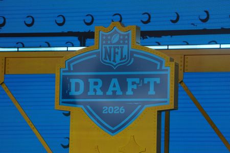 Chiefs Trade Up to Sixth Pick, Select LSU Cornerback Delane