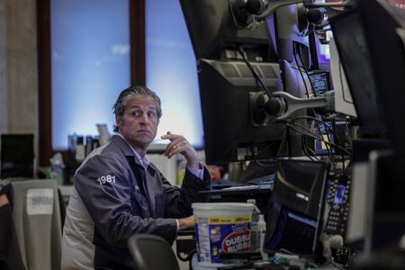 Stock Markets Show Mixed Results as US-Iran Tensions Continue