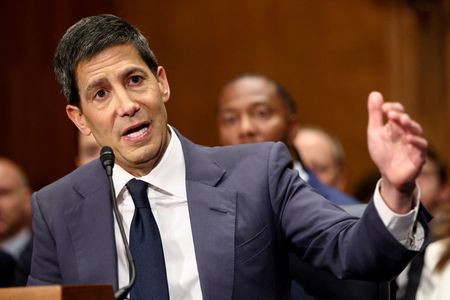 Fed Chair Nominee Warsh Faces Complex Challenge in Rethinking Inflation Measurements