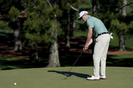 Johnson Leads Golf Tournament Using Unique Point-Based Scoring System