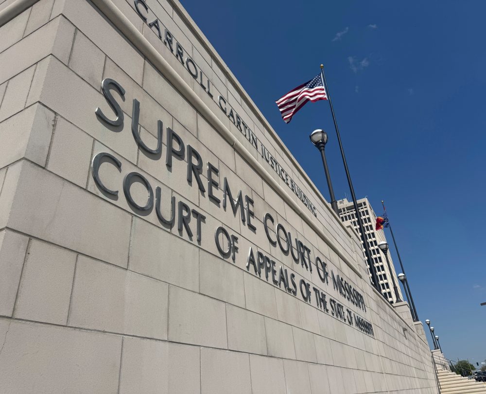Mississippi Governor to Call Special Session After Supreme Court Voting Rights Ruling
