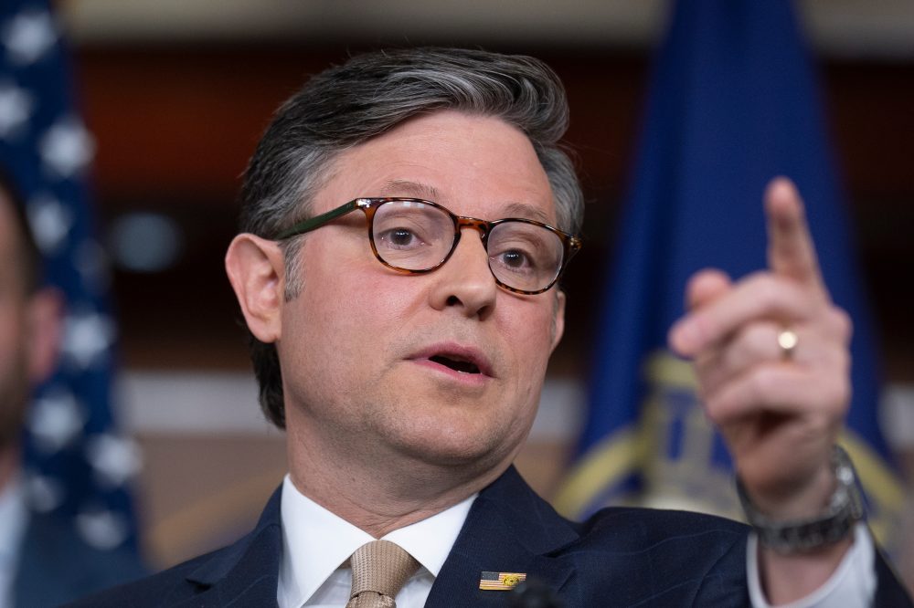House Votes to Extend Controversial Surveillance Program Despite Opposition