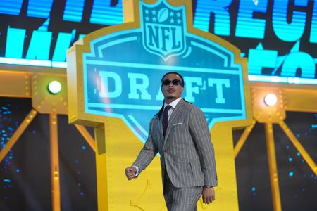 Philadelphia Eagles Ink First 2026 Draft Pick with USC’s Makai Lemon