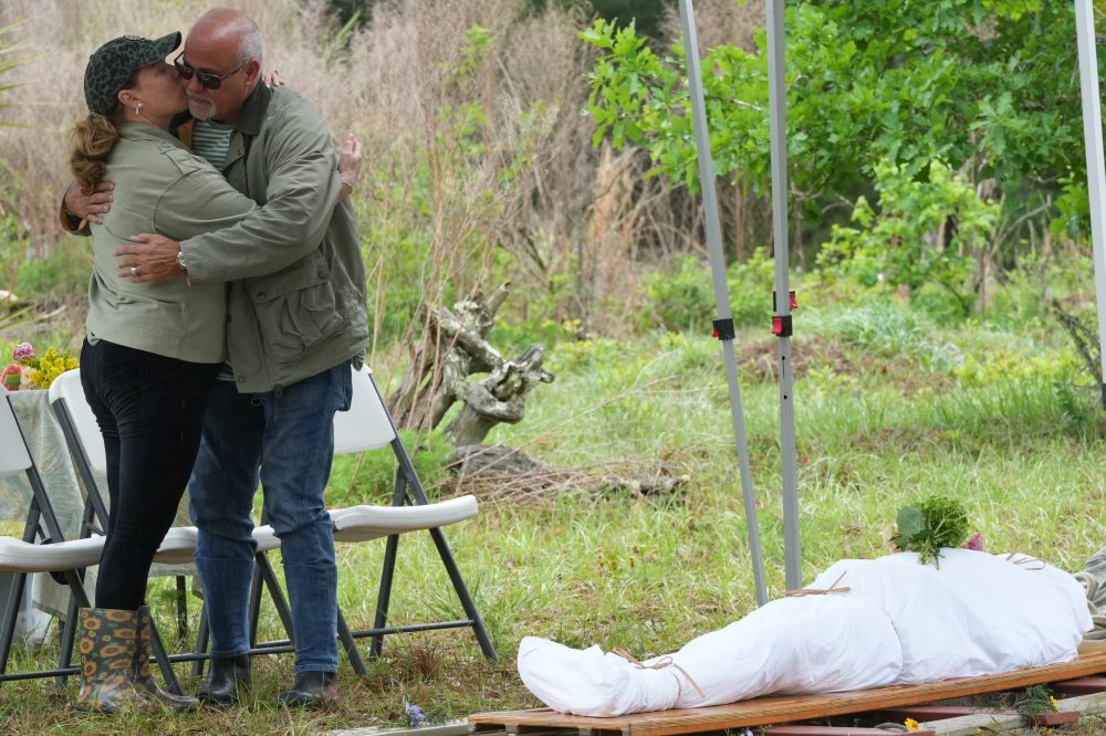 Environmental Death Options Gain Popularity as People Seek Eco-Friendly Burials