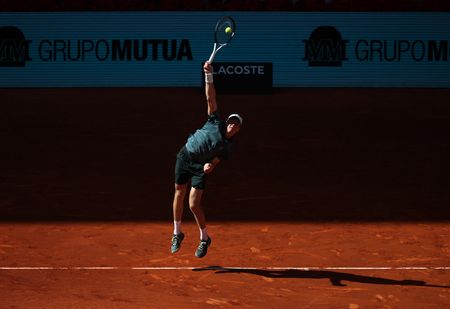Italian Tennis Star Sinner Powers Through Exhaustion to Reach Madrid Final