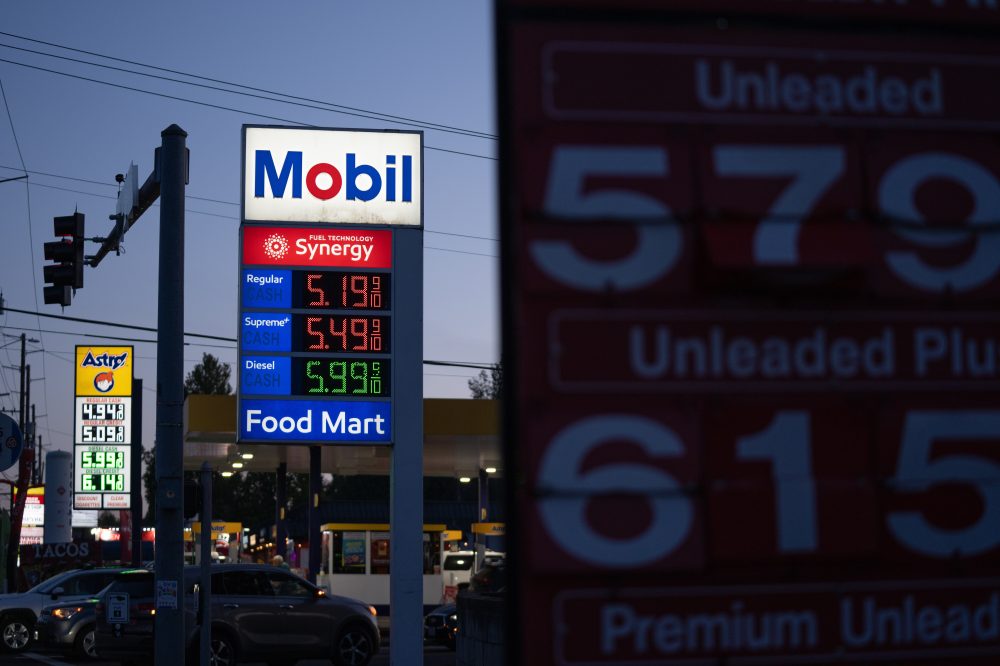 Rising Inflation and Record Gas Prices Test American Consumer Resilience