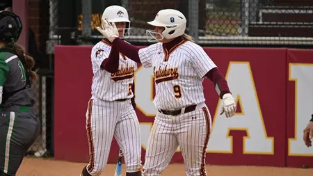 Salisbury University Softball Divides Doubleheader with CNU
