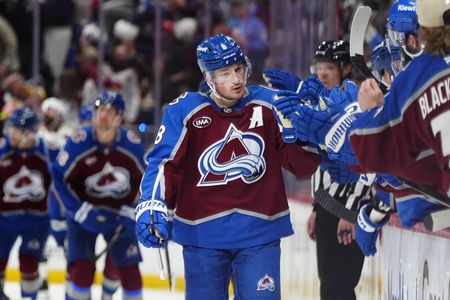 Avalanche Explode for 9 Goals in Wild 9-6 Win Over Minnesota