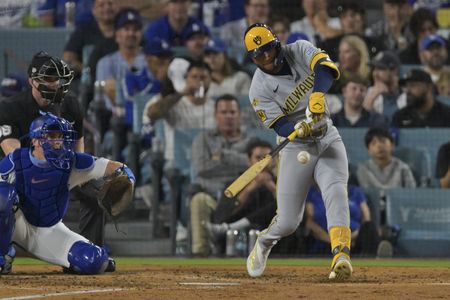 Milwaukee Brewers Welcome Back Two Key Players From Injury List