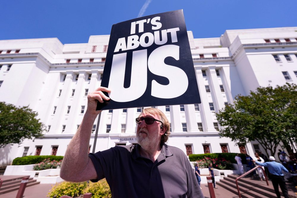 States Rush to Redraw Congressional Maps Before November Elections