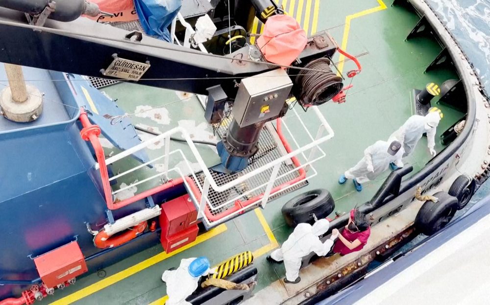 Cruise Ship Passengers Quarantined After Deadly Hantavirus Outbreak at Sea