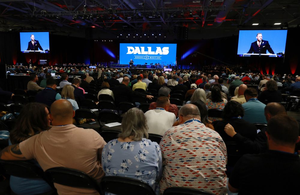 Baptist Denomination Sees Mixed Results: Membership Drops to 50-Year Low Despite Growth