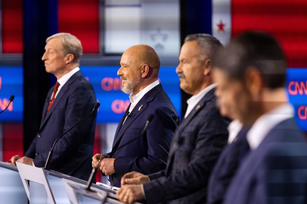 California Governor Hopefuls Square Off Over Healthcare, Immigration in Heated Debate
