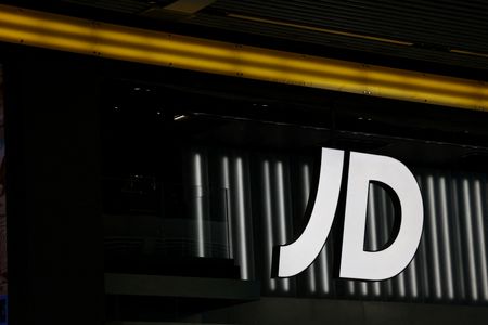Major Nike Customer JD Sports Backs CEO Elliott Hill Despite Market Struggles