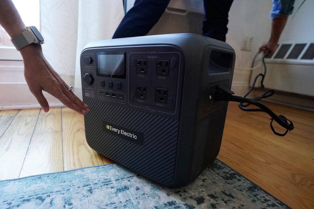NYC Tests Battery-Powered AC Units to Reduce Power Grid Strain During Heat Waves