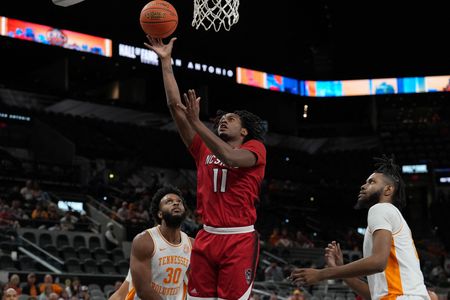 Kansas Basketball Adds Prolific Scorer Dennis Parker Jr. from Radford