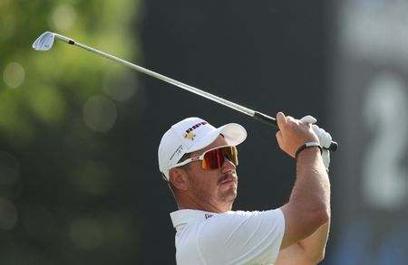 Australian Golfer Herbert Grabs Lead at LIV Golf Tournament in Virginia