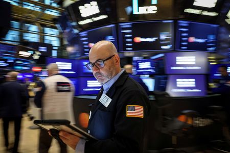 Global Markets Surge on AI Chip Boom as Middle East Tensions Impact Oil Prices
