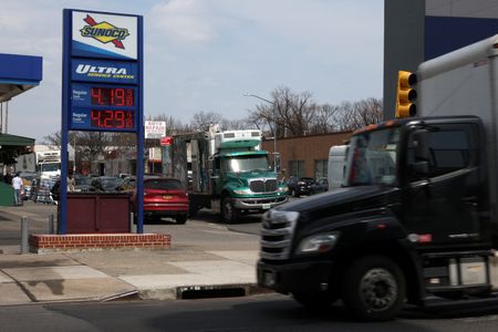 American Consumer Confidence Plummets to Historic Low in May