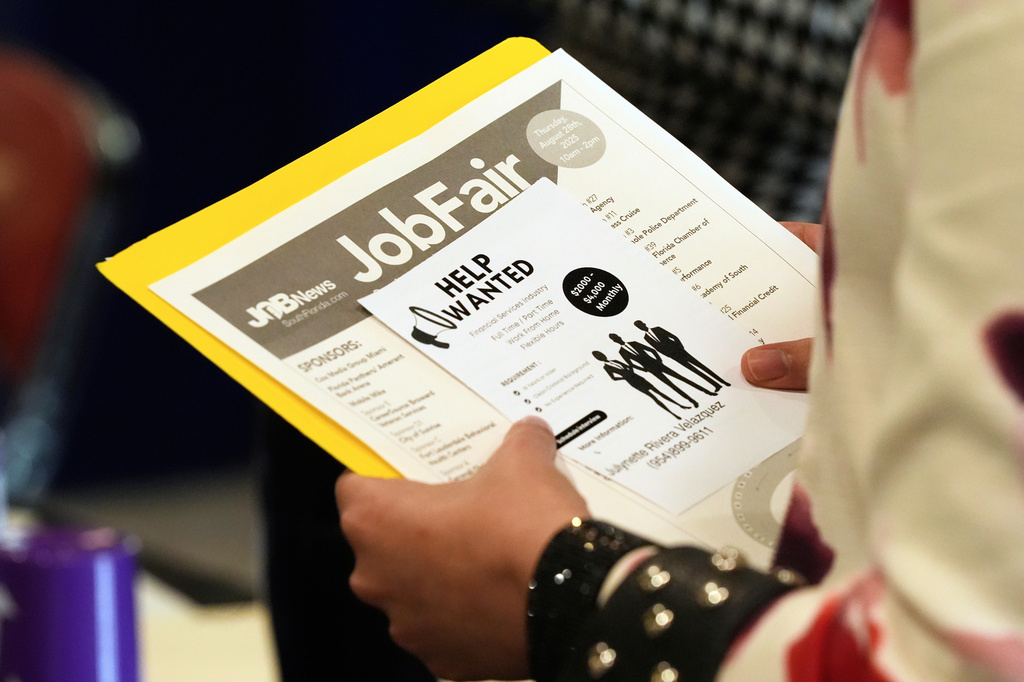 April Job Growth Exceeds Expectations Despite Iran Conflict Economic Pressures