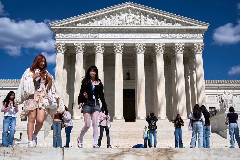 High Court Allows Alabama to Drop Second Black-Majority Congressional District