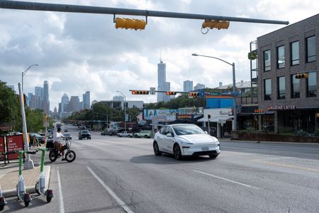 Tesla Robotaxis Face Major Service Issues in Texas Cities