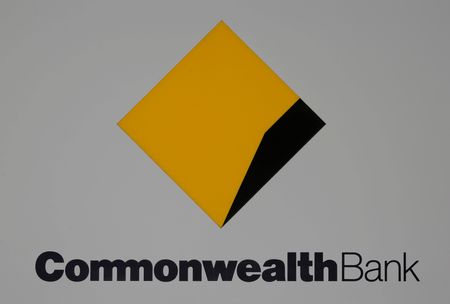 Australia’s Top Bank Tumbles 9% on Tax Policy Changes, Global Economic Fears