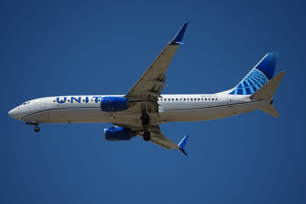 United Flight Attendants Win Major Contract With 31% Raises, Boarding Pay