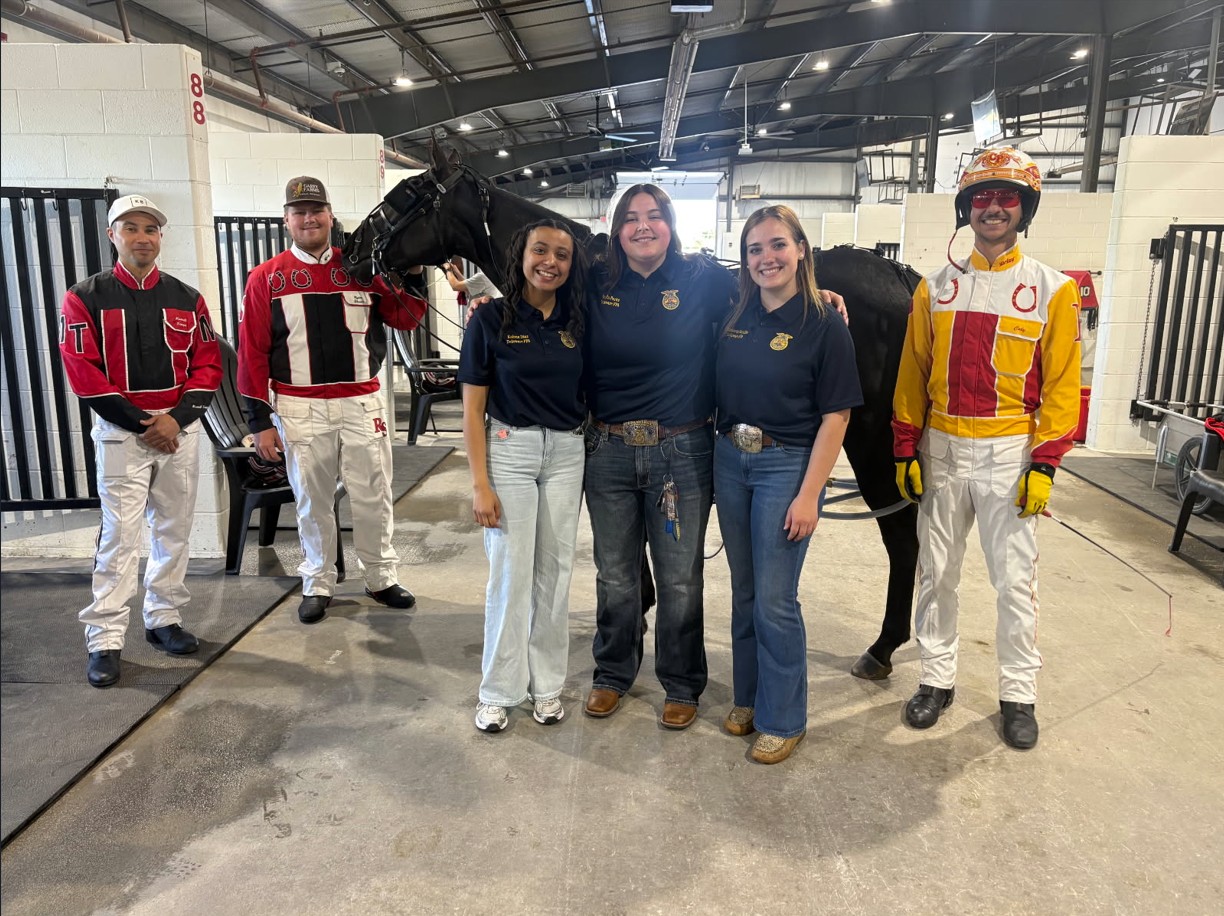FFA Students Tour Harrington Raceway’s Harness Racing Operations
