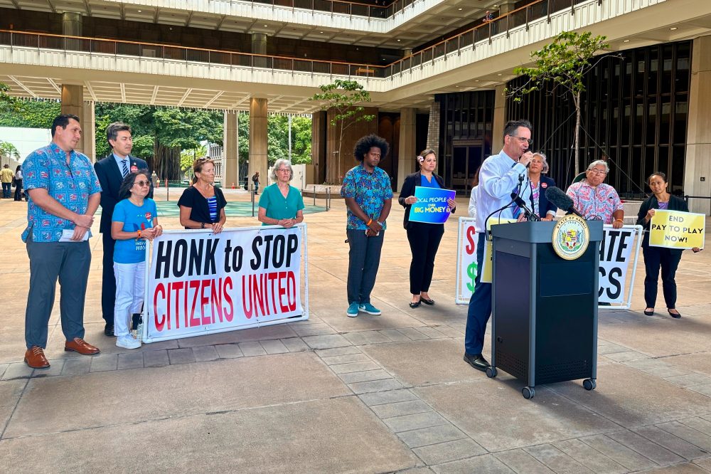 Hawaii Passes Groundbreaking Law to Limit Corporate Political Spending