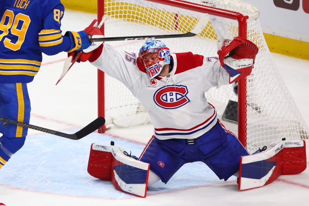 Rookie Goalie Bounces Back After Rough Start to Lead Canadiens Past Sabres
